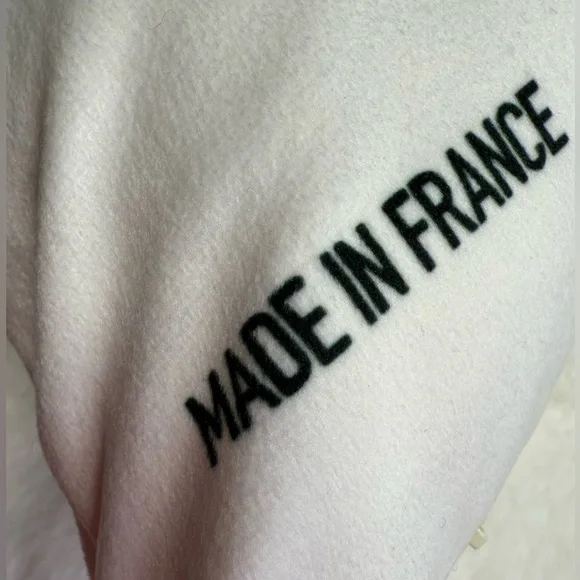 World Traveler Collection NWT Stunning Cream & Browns Velour 16” x 16” Pillow - Picture 7 of 8